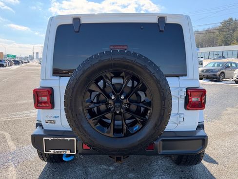 Used 2023 Jeep Wrangler Unlimited Sahara w/ Cold Weather Group image 6