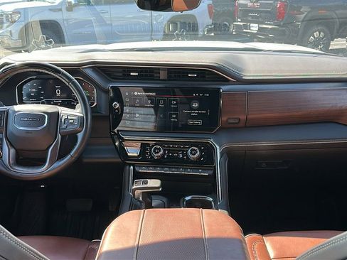 Certified 2024 GMC Sierra 1500 Denali Ultimate image 10