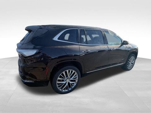 New 2026 Buick Enclave Avenir w/ Super Cruise Package FWD image 8