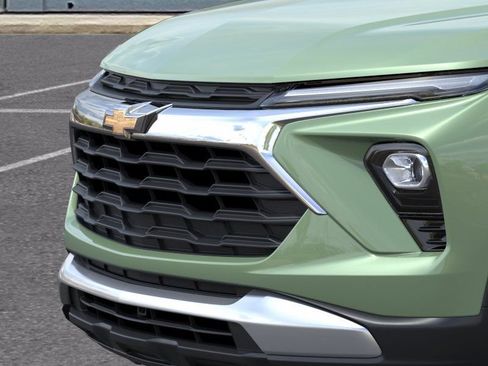 New 2026 Chevrolet TrailBlazer LT FWD image 13
