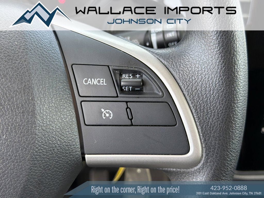 Used 2020 Mitsubishi Outlander ES AWD/4WD image 29