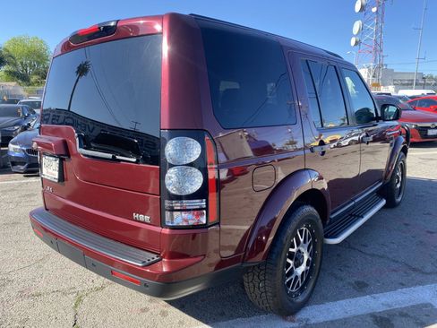 Used 2016 Land Rover LR4 HSE Silver Edition image 9