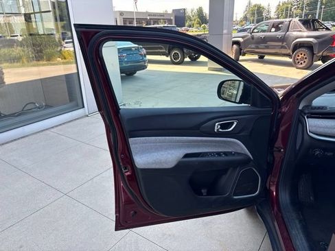 Used 2022 Jeep Compass Latitude AWD/4WD image 22