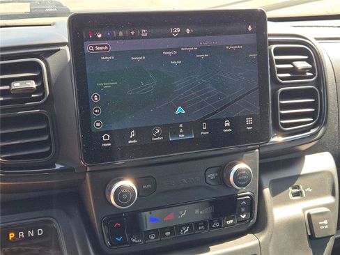 Certified 2024 RAM ProMaster 3500 w/ Delivery Van Package image 21