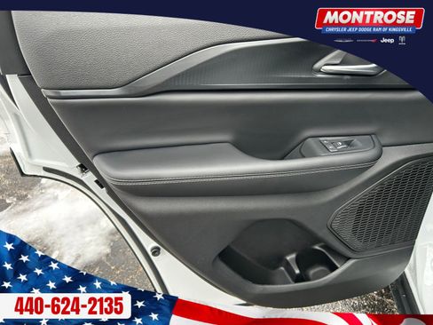 New 2025 Jeep Grand Cherokee Laredo w/ Luxury Tech Group I image 21