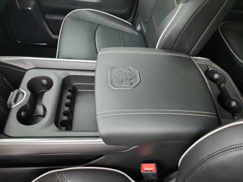 New 2026 RAM 2500 Laramie AWD/4WD image 28