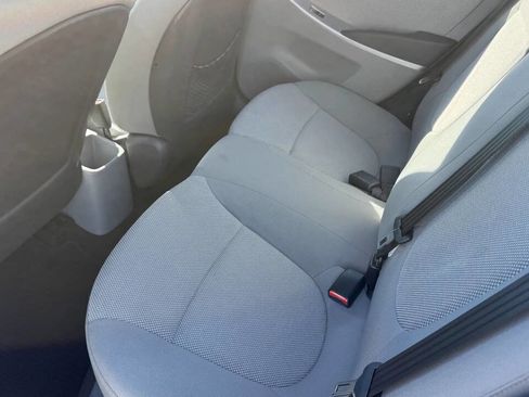 Used 2013 Hyundai Accent GLS image 13