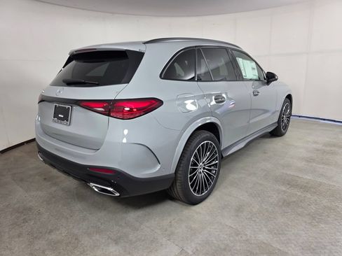 New 2027 Mercedes-Benz GLC 300 image 4