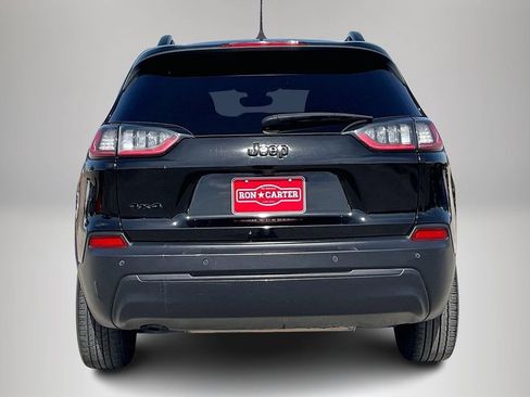 Used 2020 Jeep Cherokee Latitude Plus image 6