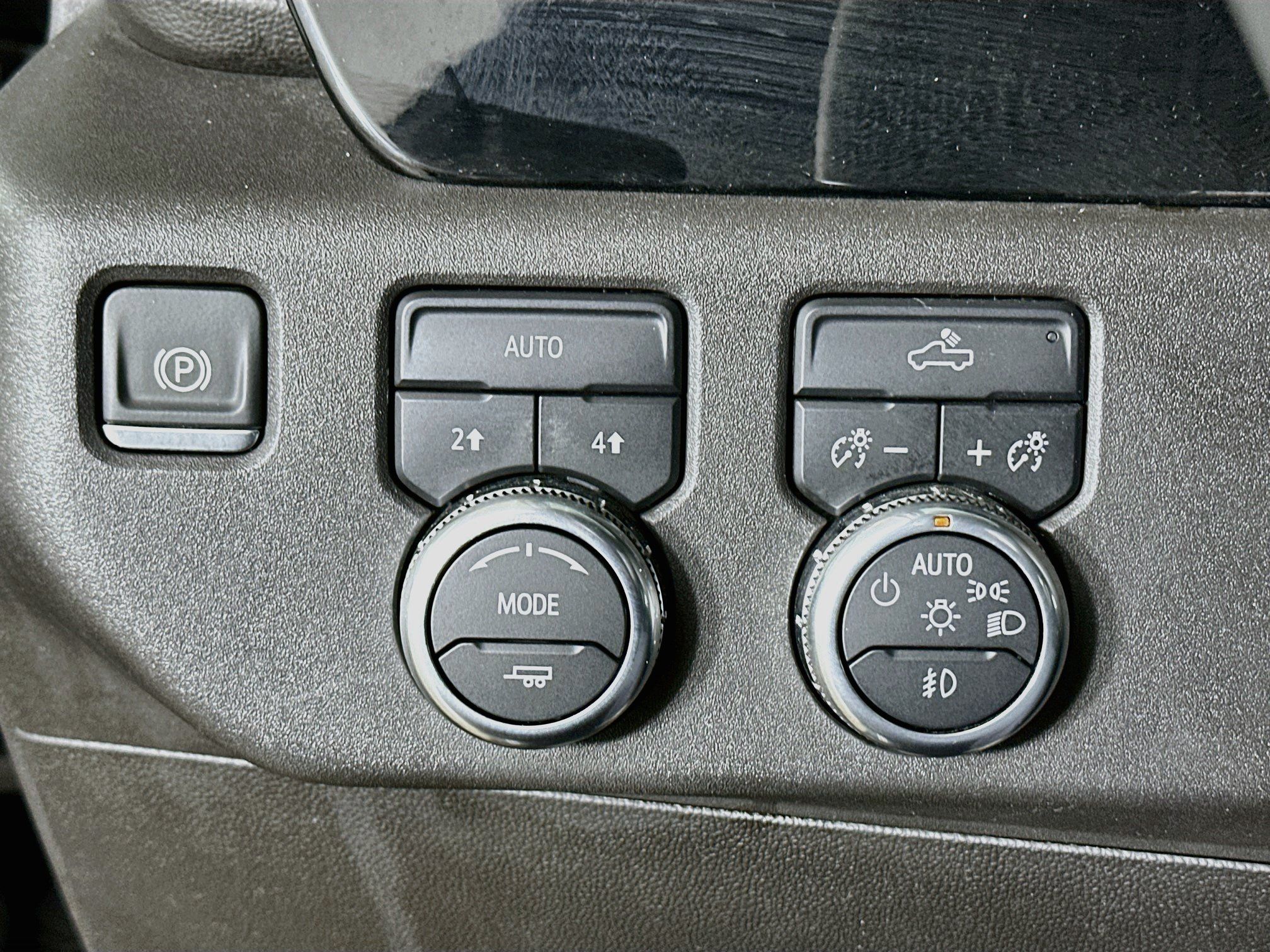 Used 2024 GMC Sierra 1500 Elevation AWD/4WD image 17