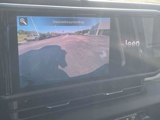 New 2025 Jeep Gladiator Sport video 3