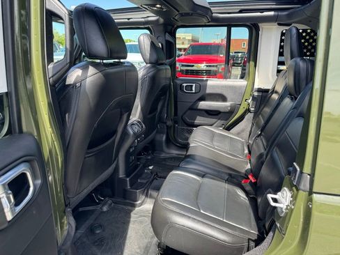 Used 2021 Jeep Wrangler Unlimited Sahara AWD/4WD image 28
