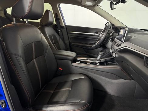 Used 2025 Nissan Altima 2.5 SR image 31