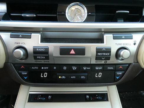Used 2018 Lexus ES 350 w/ Navigation System Package FWD image 20