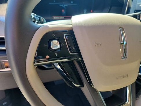 Certified 2023 Lincoln Corsair FWD image 24