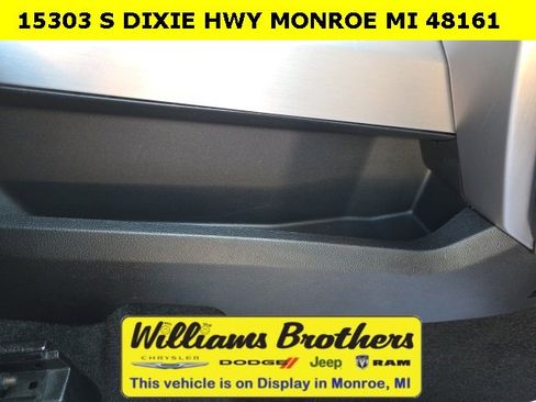 Used 2020 Ford F150 Platinum w/ Equipment Group 701A Luxury image 39