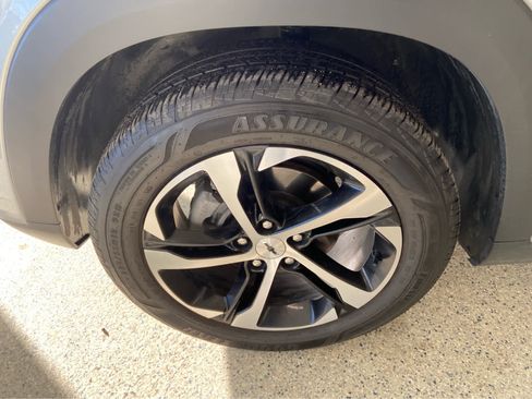 Used 2024 Chevrolet Trax RS w/ Sunroof Package image 10