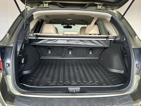 Used 2018 Subaru Outback 2.5i Limited image 33
