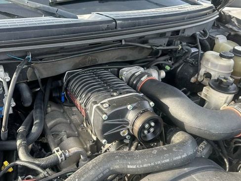 Used 2005 Ford F150 Lariat image 17