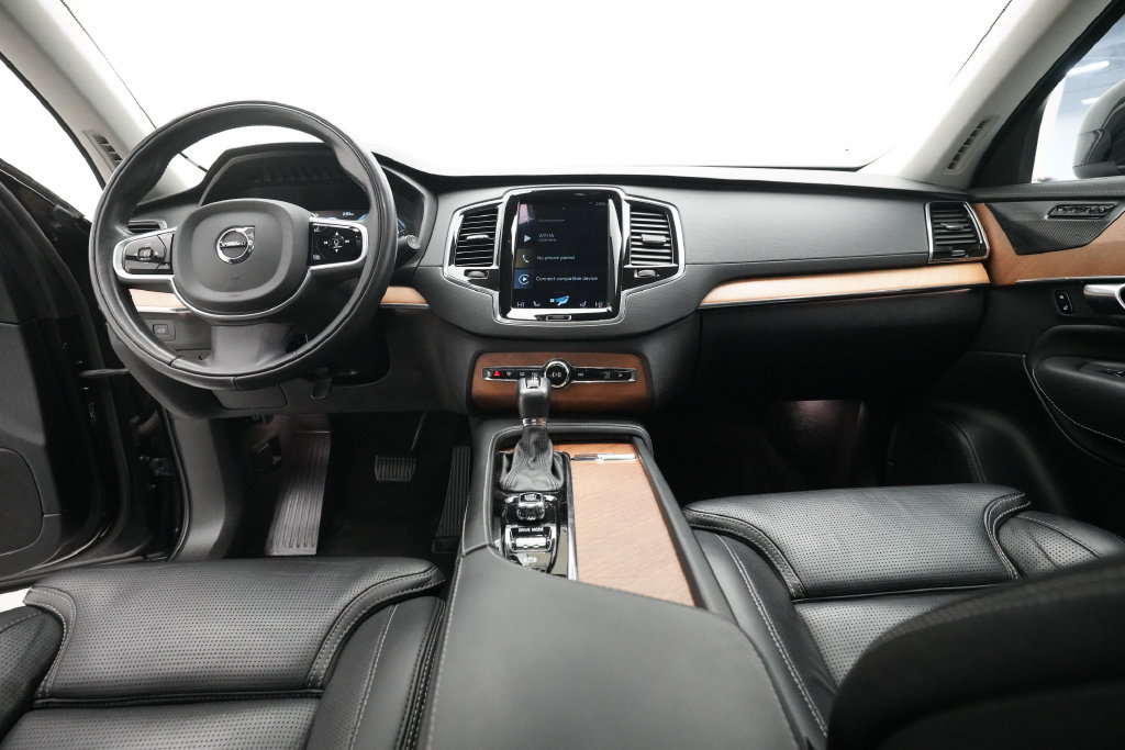 Used 2020 Volvo XC90 T6 Inscription w/ Protection Package Premier AWD/4WD image 5