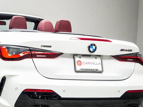 Used 2024 BMW 440i xDrive Convertible w/ Premium Package image 14