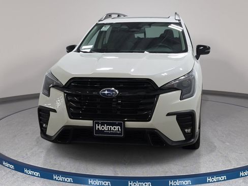 Used 2023 Subaru Ascent Onyx Edition AWD/4WD image 3