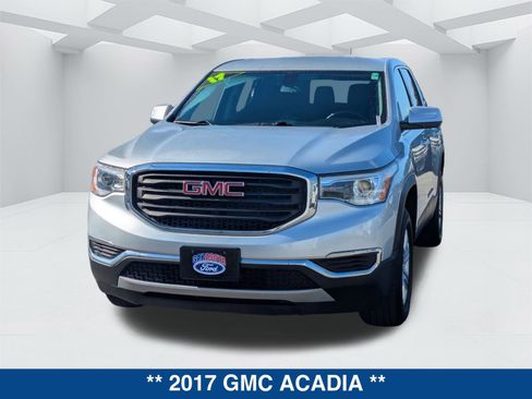Used 2017 GMC Acadia SLE image 7