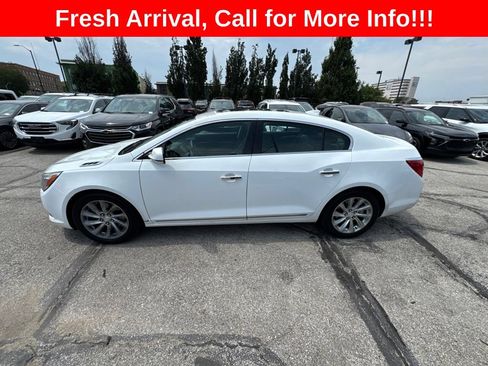 Used 2016 Buick LaCrosse Leather FWD image 22