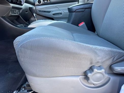 Used 2014 Toyota Tacoma 4x4 Double Cab w/ TRD Sport Package image 12