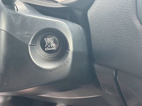 Used 2016 Jeep Renegade 75th Anniversary AWD/4WD image 19