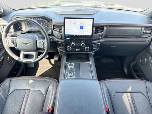 Used 2023 Ford Expedition Limited AWD/4WD image 14