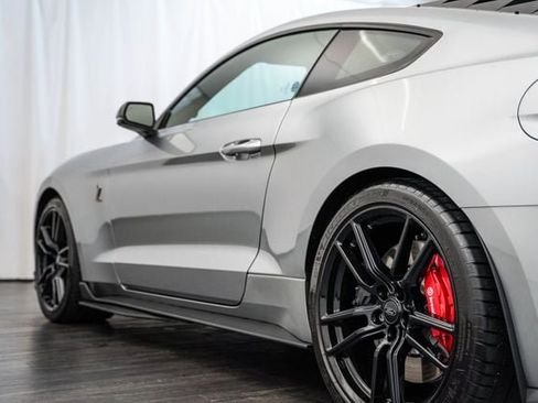 Used 2021 Ford Mustang Shelby GT500 w/ Technology Package RWD image 28