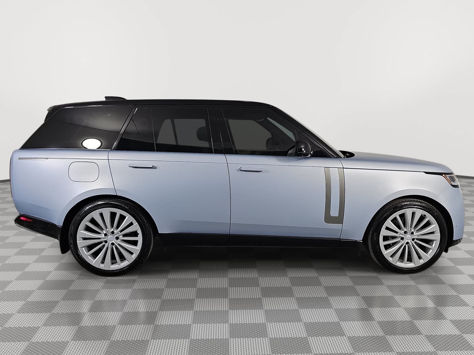 Used 2025 Land Rover Range Rover SE AWD/4WD image 9