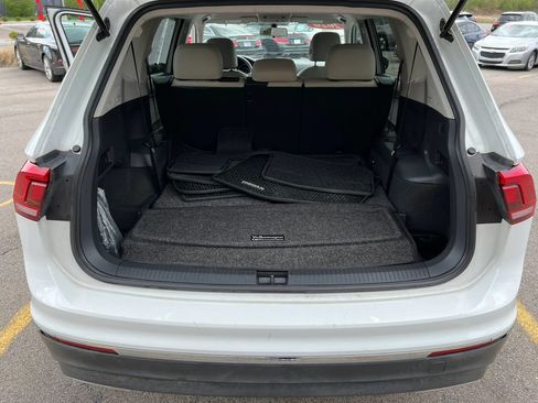 Used 2020 Volkswagen Tiguan S FWD image 32