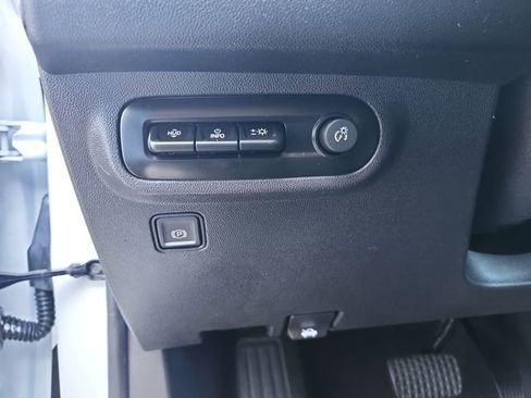 Certified 2023 GMC Terrain Denali image 32