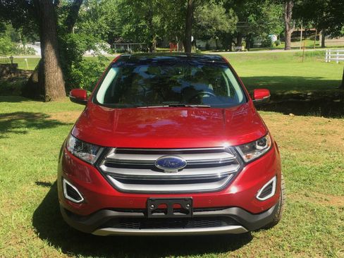 Used 2016 Ford Edge Titanium w/ Equipment Group 302A AWD/4WD image 4