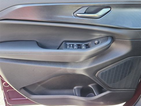 New 2025 Jeep Grand Cherokee Laredo image 23