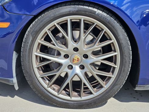 Certified 2023 Porsche Panamera 4 Platinum Edition image 14