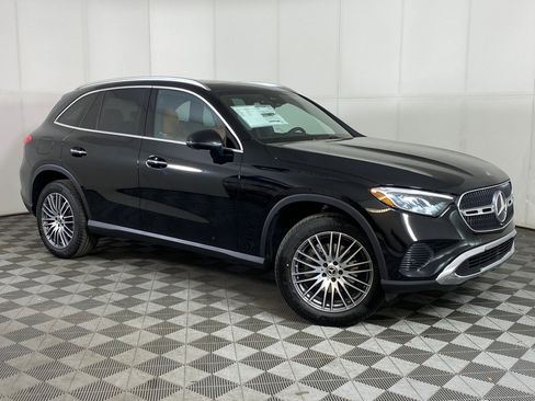 Certified 2026 Mercedes-Benz GLC 300 4MATIC image 6