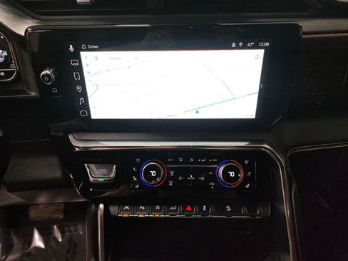 Used 2025 GMC Sierra 1500 Denali Ultimate image 18