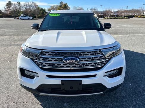 Used 2022 Ford Explorer Limited w/ Equipment Group 301A image 10
