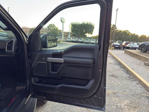 Used 2019 Ford F150 Raptor w/ Equipment Group 802A Luxury image 17