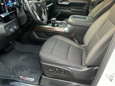 Certified 2022 Chevrolet Silverado 1500 RST image 13