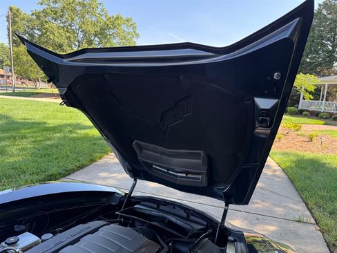 Used 2019 Chevrolet Corvette Stingray Convertible w/ 1LT RWD image 62