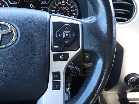 Used 2018 Toyota Tundra Limited image 31