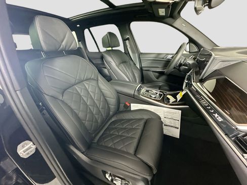 New 2026 BMW X5 xDrive40i w/ M Sport Package image 30