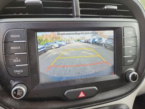 Used 2020 Kia Soul S image 18