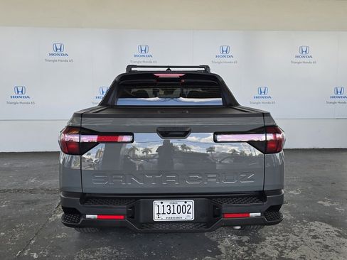 Used 2023 Hyundai Santa Cruz SEL image 5