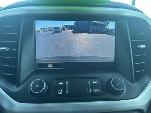 Used 2023 GMC Acadia SLT AWD/4WD image 35