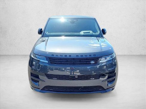New 2025 Land Rover Range Rover Sport Dynamic SE image 2